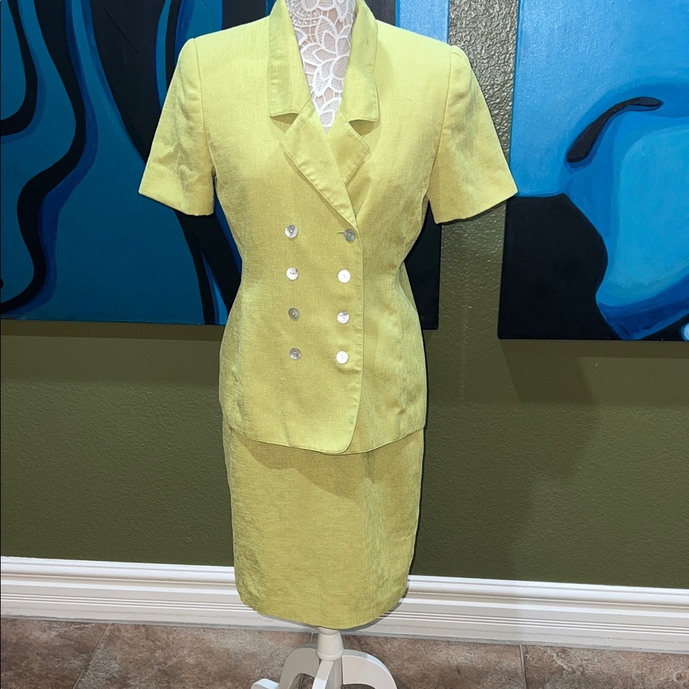 Vintage Kasper Women’s A.S.L Petite Chartreuse Skirt Set with Blazer